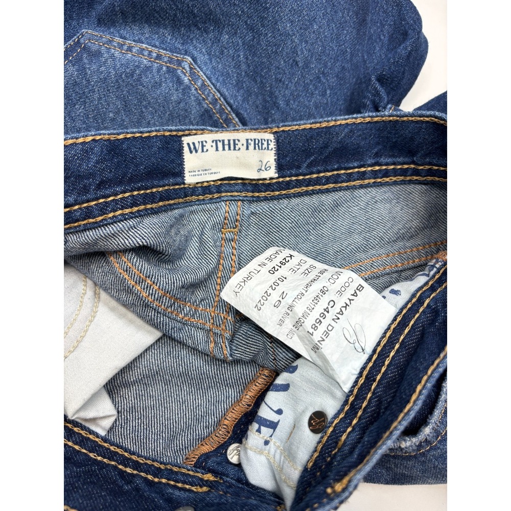 We The Free People Jeans Womens 26 Blue Cropped Destroyed Hem Mid Rise Straight - Picture 5 of 9